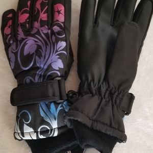 Highloong Gloves/ Kids size Small 6/7 Pink and Purple